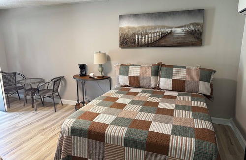 Gilbertsville Hotel | Motel at KY Lake. Reel & Relax