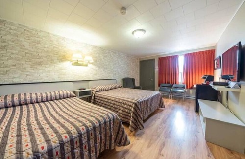 Degelis Hotel | Motel Claude