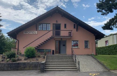 Servion Hotel | Motel des fleurs
