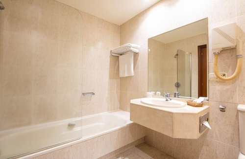 Oleiros Hotel | Motel Jardin