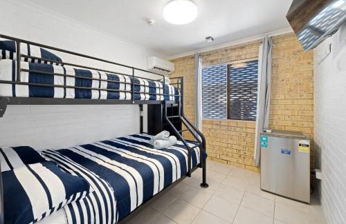 Caloundra Hotel | Motel Sunshine Coast