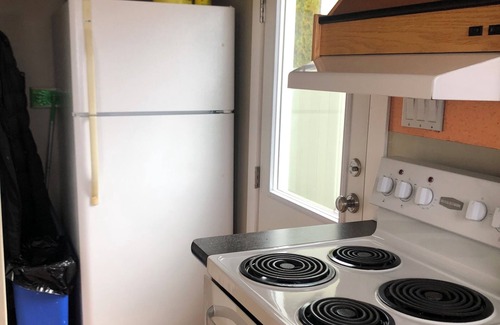 Campbell River Apartment | Motel with two private cottages each with Hot Tub and Gas Fireplace on the ocean