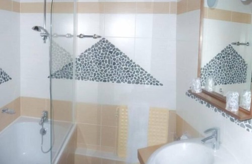 Louhans Hotel | Moulin de Bourgchateau