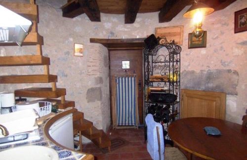 Castelnaud-de-Gratecambe House | Moulin De Rouzé