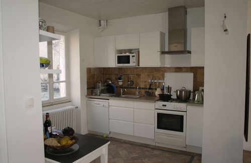 Chateau-Landon House | Moulin de Moucheny 200m² by the river, only 100 km from Paris