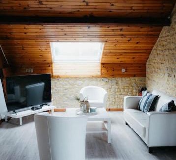 Vaucelles Apartment | Moulin MORIN