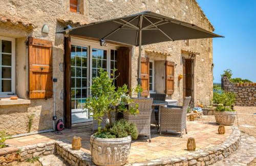 Cournonsec House | Moun Mas