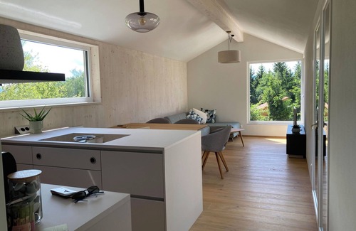Pinsdorf Ski Chalet | Mountain chalet with huge private garden in picturesque `Salzkammergut´