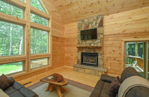 McHenry Ski Chalet | Mountain Escape! Deep Creek Lake Maryland