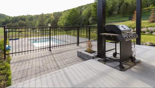 Wentworth-Nord Ski Chalet | Mountain Escape with Pool, Near Ski Slopes & Trails