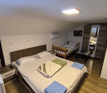 Brezovice Apartment | Mountain House - Brezovica