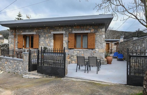 Kounelion House | Mountain House Perampela