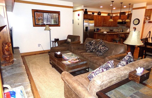 Mountain House Condo | Mountain House Ski In/out Private Hot Tub Walk to Restaurants and shop DELUXE