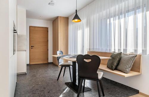 Valdaora di Mezzo Apartment | Mountain Meadows Apt 2