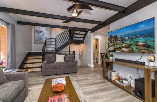 Incline Village House | Mountain Retreat - Lake Tahoe - Incline Village - Private Garage