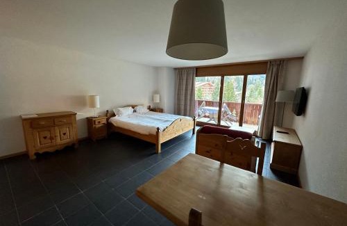 Val d'Illiez Apartment | Mountain River Appart