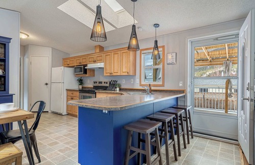 Blairmore House | Mountain Time | 30 Day Min |