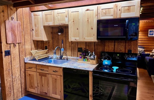 Blodgett Mills House | Mountain View Cabin - Best Night's Sleep at Greek Peak!