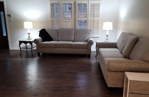 Pikeville House | Mountain view country home