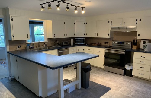 Millerton Other | Mountain View Farmhouse, pool/hot tub, fire pit, 4 seasons porch, game room
