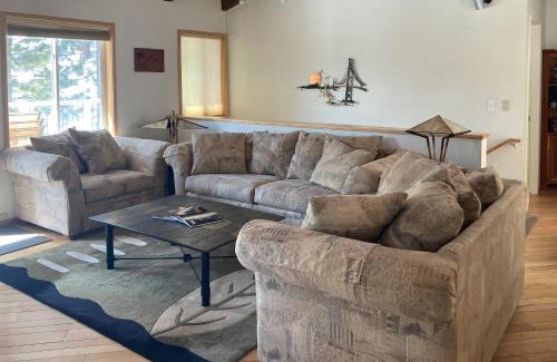 Upper Kingsbury House | Mountain View Getaway