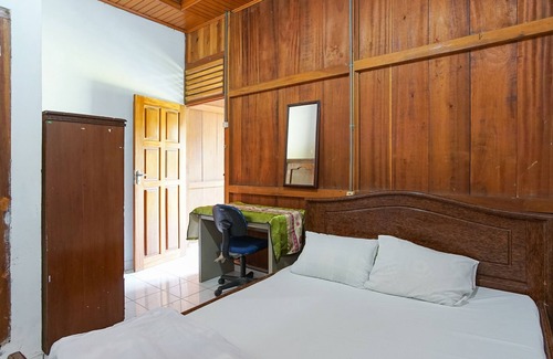 Tomohon Hotel | Mountain View Homestay