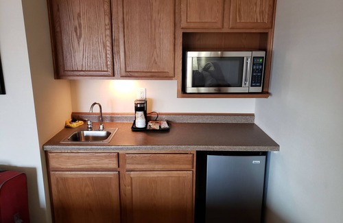 Killdeer Hotel | Mountain View Hotel