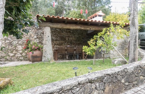 Caminha House | Mountain Villa with Swimming Pool