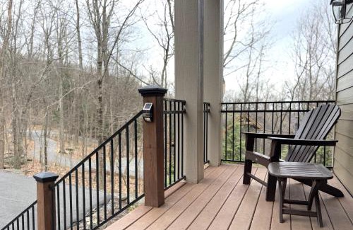 Nellysford House | Mountaintop Lodge with Wintergreen Advantage