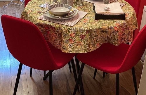 Belfast Apartment | Mountroyal Victorian Self Catering Studio Apartment 3. (Sleeps 2.)