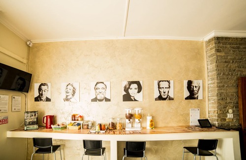 Monte Sacro Apartment | Movie Home "Western Room"