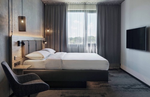 Kelsterbach Hotel | Moxy Frankfurt Airport Kelsterbach