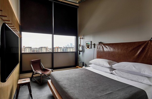 Uptown Hotel | MOXY Minneapolis Uptown