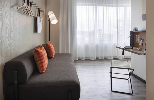 Hillsboro Village Hotel | Moxy Nashville Vanderbilt Area