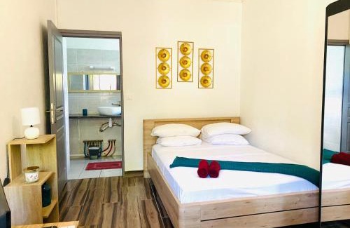 Dzaoudzi Bed & Breakfast | Moya Résidence by MD