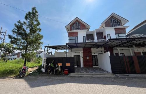 Dinoyo Villa | MP Villa Boulvard 43 Malang