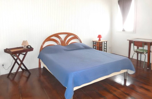 Saint-Pierre House | 80 m² House ∙ 2 bedrooms ∙ 4 guests
