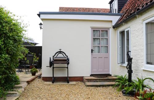 Clenchwarton House | Mrs Dale's Cottage