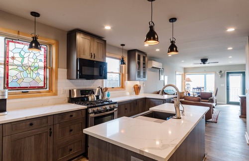 Jerome House | Mrs. Garcia's Bungalow W/Captivating Views
