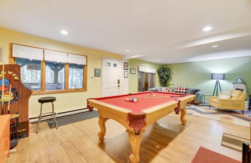 Pocono Pines Cabin | ⛰⛵️⛱Mt. Maplewood Lodge❤️Seasonal Specials ☆Poconos☆Cabin☆Hot⛷Tub☆Game Room☆
