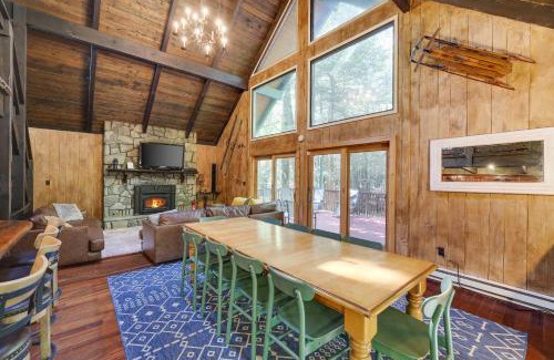 Pocono Pines Cabin | ⛰⛵️⛱Mt. Maplewood Lodge❤️Seasonal Specials ☆Poconos☆Cabin☆Hot⛷Tub☆Game Room☆