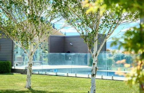 Lowburn Bed & Breakfast | Mt Michael Lodge