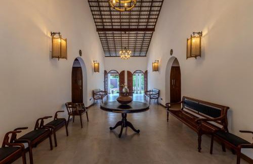 Akurala Hotel | Mudliyar House