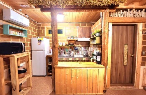 Seolcheon-myeon House | Muju Heukjip Punggyeong Pension