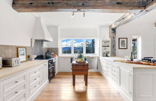 Bellawongarah House | Mulgrave House - By Latitude South Coast