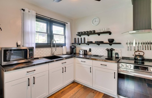Mullens House | Mullens Home - Close to Hatfield-McCoy Trailhead!