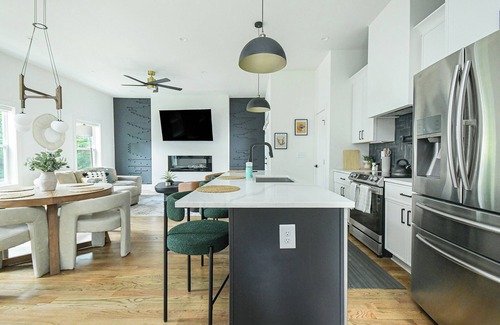 Mechanicsville Apartment | Multi-Level Comfort with Rooftop Views + 2-Car Garage