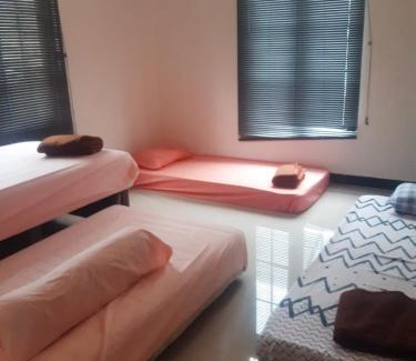 Mandiraja House | MULYA HOMESTAY Syariah