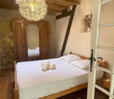 Monestier House | Muscadelle