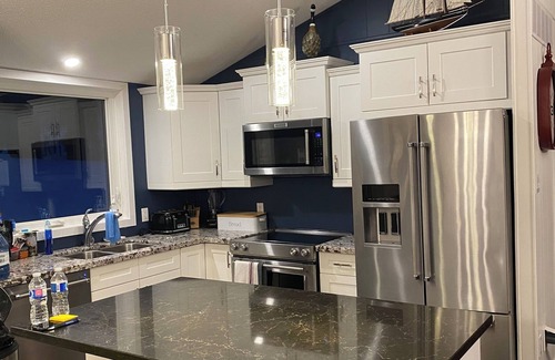 Gravenhurst Cottage | Muskoka lakefront cottage for families, on the "Big Three"!